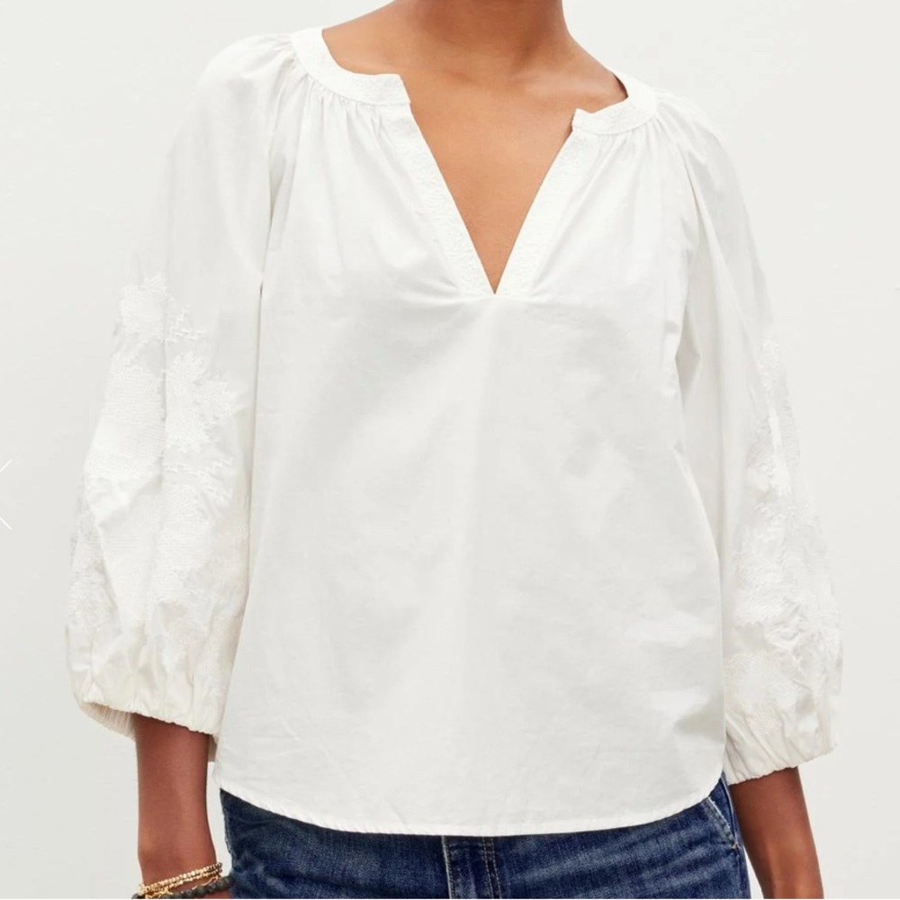 VELVET (XS-S) NWT white Trina Embroidered Boho balloon sleeve v-neck top